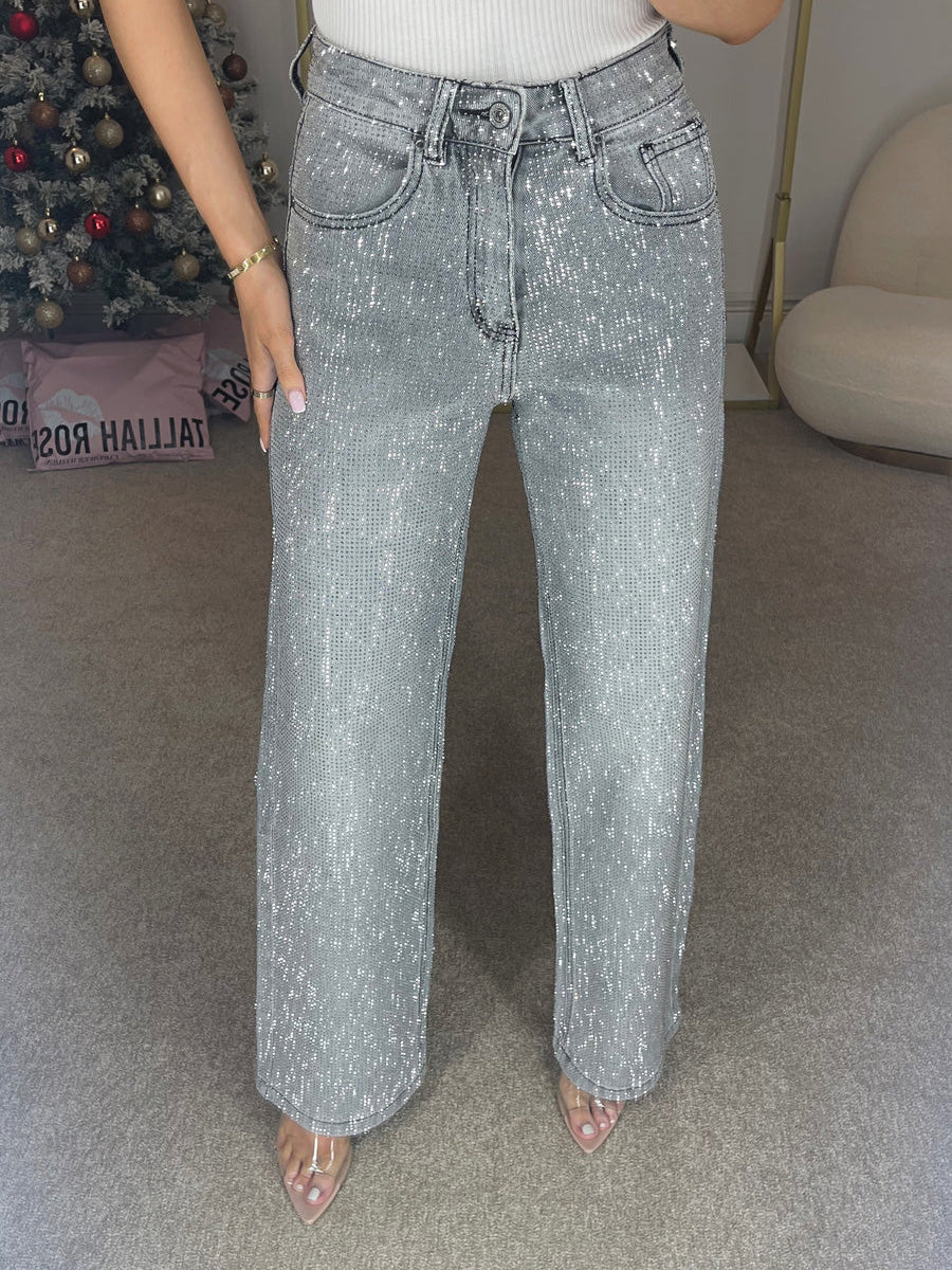 Jeans premium de pierna ancha con diamantes en gris tormenta.